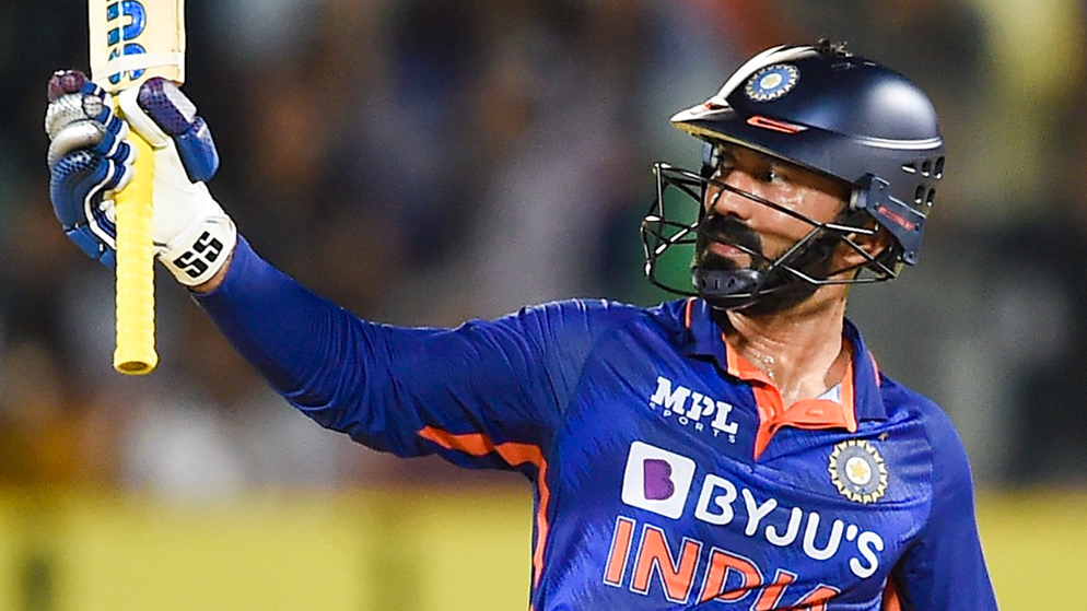 Karthik reacts after T20WC selection